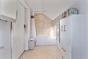 En-Suite- click for photo gallery